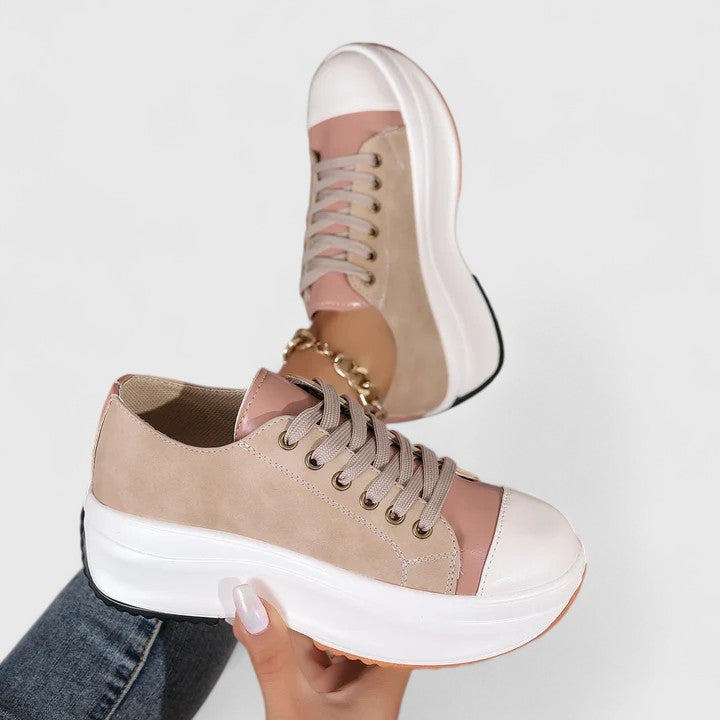 Donnella | Supportive Shoes
